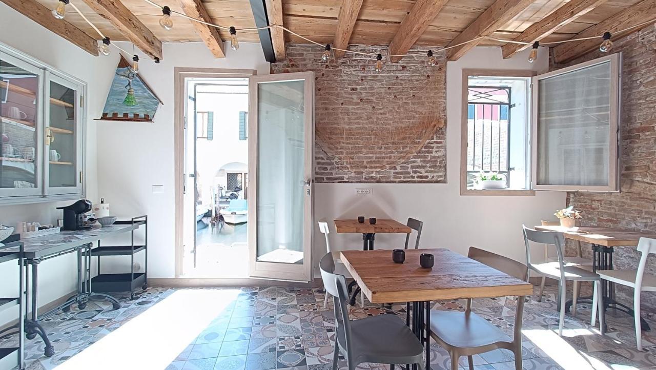 Casa Cuccagna Chioggia - Vista Canal Vena Bagian luar foto